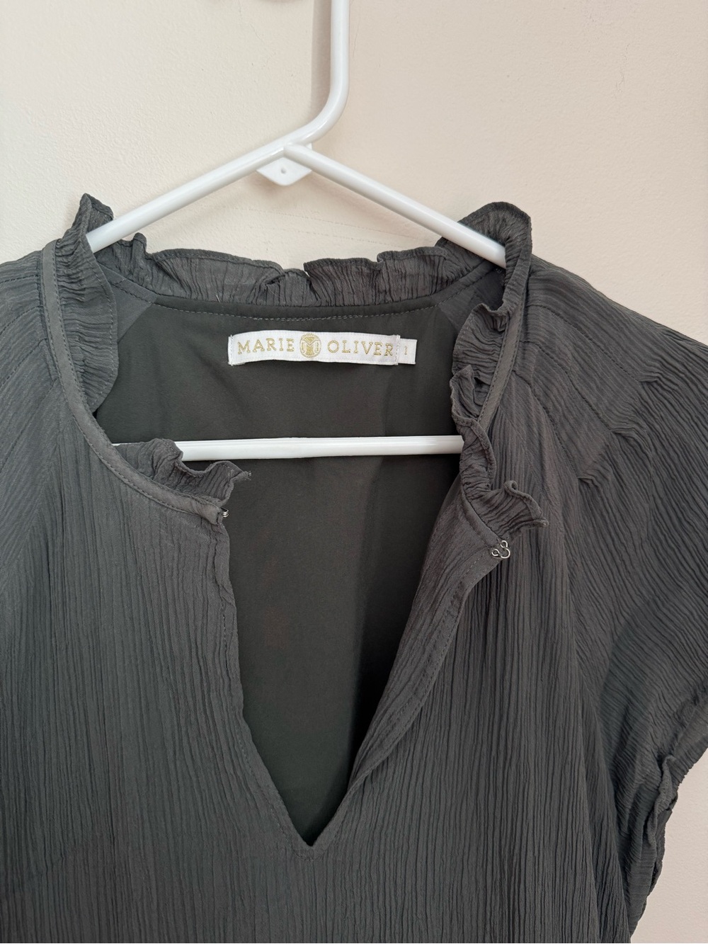 Marie Oliver Silk Blend Tiered Mini Dress Green Flutter Sleeve Size 1 Small - Picture 5 of 6